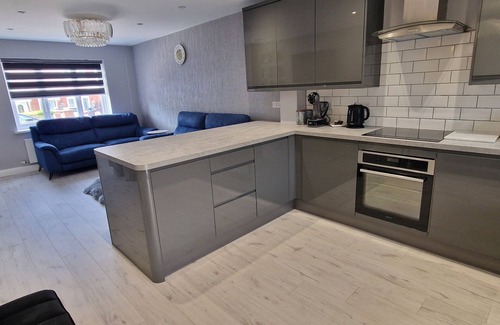 Vauxhall House | Luxury Liverpool House Near City Centre and Football Stadium