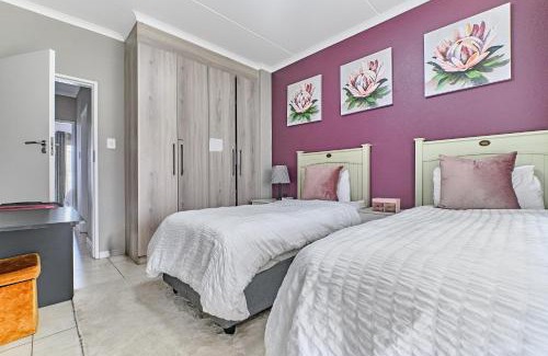 Greater Johannesburg Metropolitan Area Resort | Luxury Living at Canvas 82 Unit 129