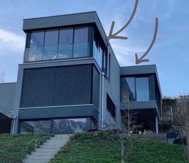 Hessigkofen House | Luxury loft on top of Villa Wilen with tremendous views by the lake