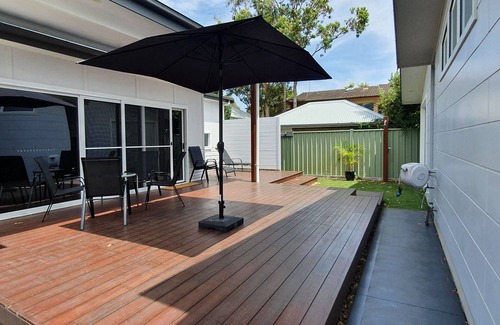 Ettalong Beach House | Luxury lovely house 2 minutes to the beach