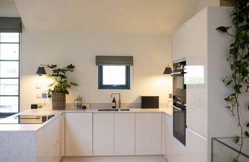 Kelvinbridge House | Luxury Mews Cottage in Park district, Glasgow