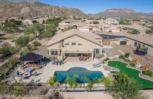 East Mesa House | Luxury Oasis Home Large Pool Heat Included Putting Bowling Firepit Billiard Spa
