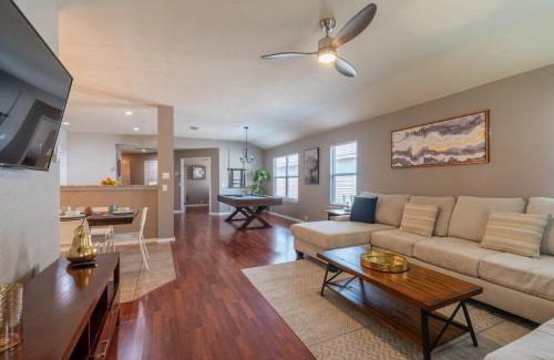 Wetmore House | Luxury Oasis Hot-tub, Games & Bbq By Fiesta Tx