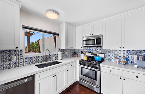 San Clemente Apartment | Luxury Oceanview 5star Stay w/Private Deck &HotTub