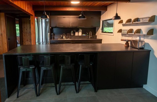 Mcafee Ski Chalet | Luxury Ski In-Out ● Mountain Creek ● Hot Tub ● Golf