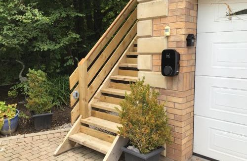 Frizington Apartment | Luxury Studio Loft with Car Charging Point