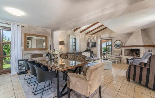 Barat Villa | Luxury Unique Stone Villa Rustica in Istria
