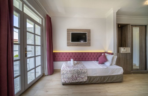 Yaniklar Resort | Lykia Botanika Beach & Fun Club