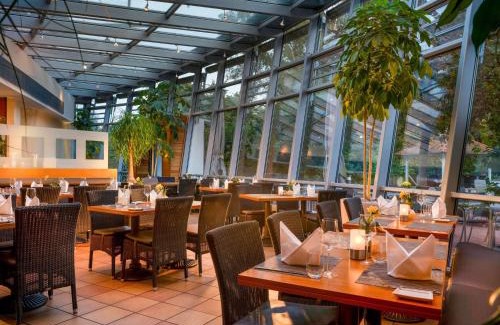 Hallbergmoos Hotel | Mövenpick Hotel München-Airport