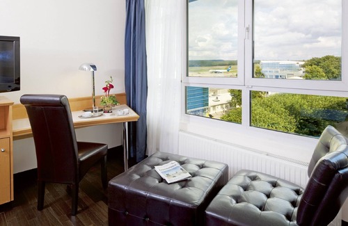 Flughafen Hotel | Mövenpick Hotel Nuernberg Airport