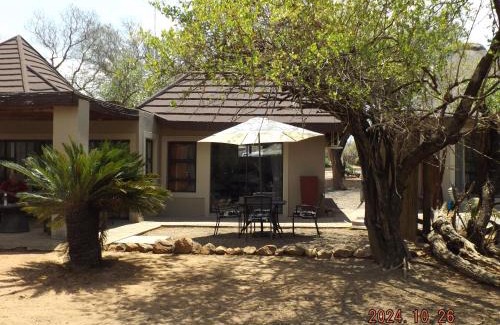 Bela-Bela Resort | Mabalingwe Nature Reserve - Elephant Lodge - Tjaila