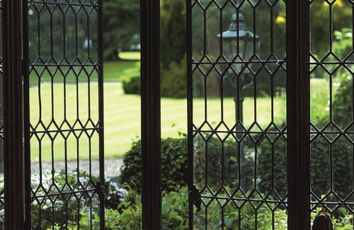 Stratford-upon-Avon Hotel | Macdonald Alveston Manor Hotel & Spa