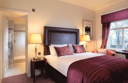 Standish Hotel | Macdonald Kilhey Court