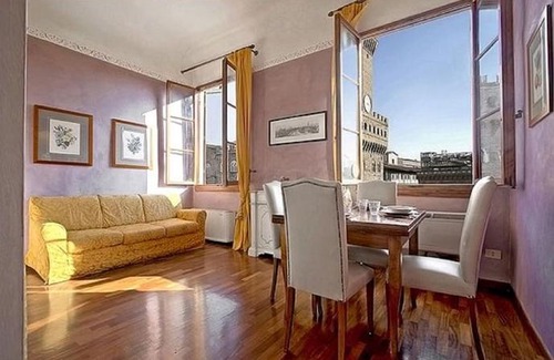 San Giovanni Apartment | Magic Signoria Apartment