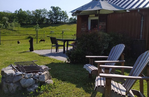 Le Boulve Apartment | Magnificent gîte in the heart of a property overlooking the pond
