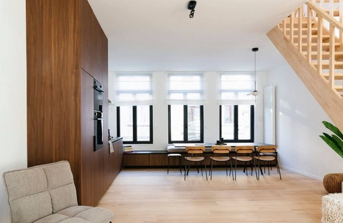 Amandus - Atheneum House | Magnificent 3BR home in Antwerp