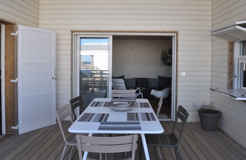 Ilot 11 Ski Chalet | MAGNIFICENT, COMFORTABLE TRADITIONAL CHALET FACING THE SEA