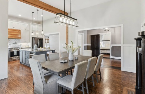 Covington House | Magnolia Cottage - in the heart of Mystic Falls & Covington Square!