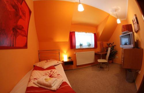 Jihlava House | Mahleruv Penzion Na Hradbach