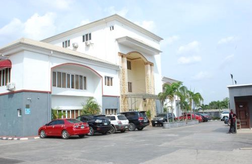 Ibadan Hotel | MAHOGANY HOTEL AND SUITES