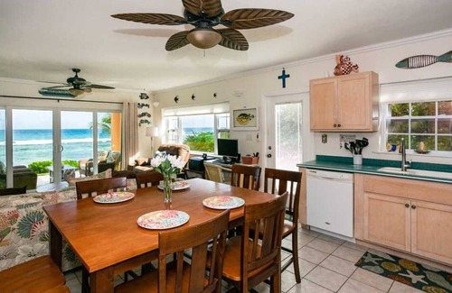 North Side Villa | Mahogany Point 5: 3 BR/3 BA villa in North Side, Sleeps 6