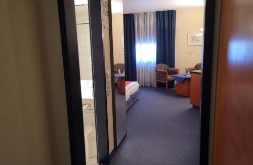 Margetshoechheim Hotel | Main Hotel Eckert 3-Sterne Superior