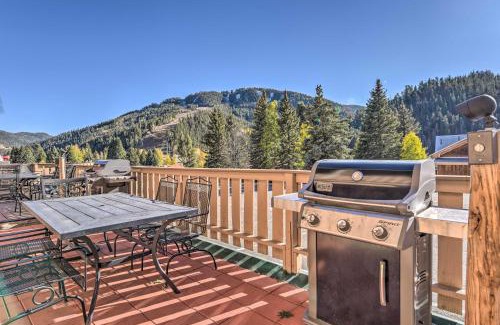 Red River Apartment | Main St Red River Ski Condo with Mountain View!