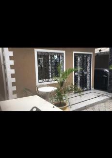 Brazzaville Villa | maison avec bar privé à kintélé
