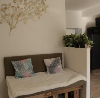 Saint-Sauvant Bed & Breakfast | Maison confortable 4 personnes - 2 chambres