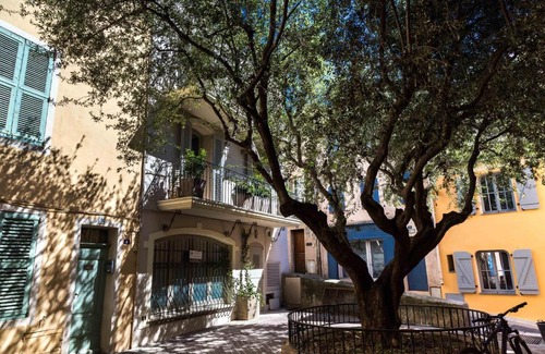 Old Town Villa | Maison de l'Ormeau