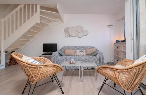 Carnac House | Maison Rez De Jardin