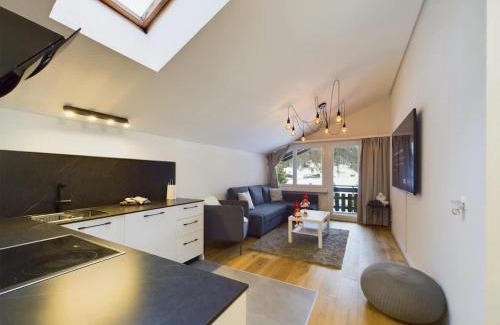 Taesch Apartment | Majestic View Alpine Retreat
