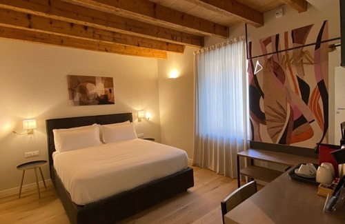 Desenzano del Garda City Centre House | Malvezzi24 Boutique Rooms
