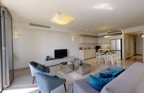 Jerusalem City Centre Apartment | ❤MAMILLA 2 bdrs w. view ❤ My BEST JLM Experience ❤