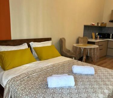 Almaty Apartment | Mandarin Love