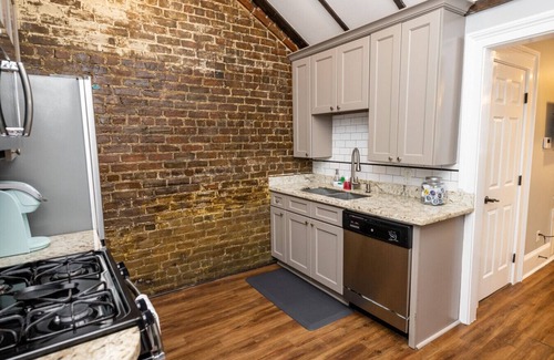 Saint Roch House | Mandeville Creole Cottage Upper Historic Getaways