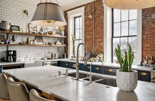 Butchertown House | MANSION | Renovated Historic Estate| Speakeasy