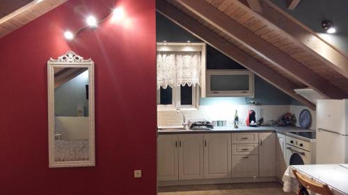 Spartia Cabin | Margarita's Attic-The Suite Loft