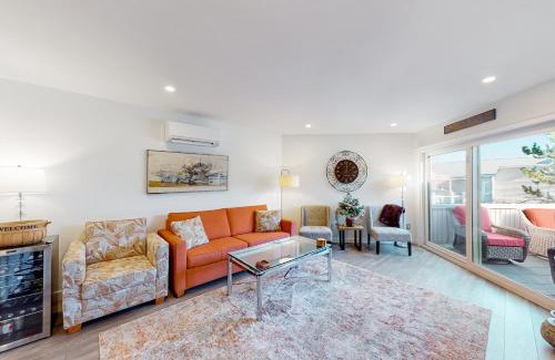 South Rehoboth Apartment | Mariners Court - 4 Laurel St Unit 219