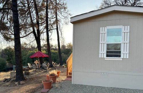 Mariposa Cottage | Mariposa Yosemite Brand new cute 2 bed cottage on large scenic quiet lot