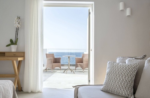 Sissi Hotel | Maritimo Beach Hotel
