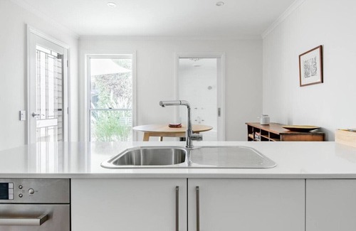Bendigo Cottage | Mark and Kates Place · Children and Pets Welcome.