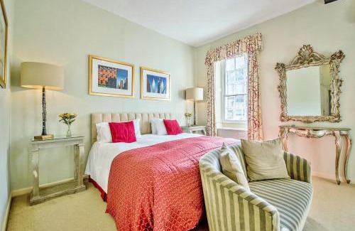 Woodstock Hotel | Marlborough Arms