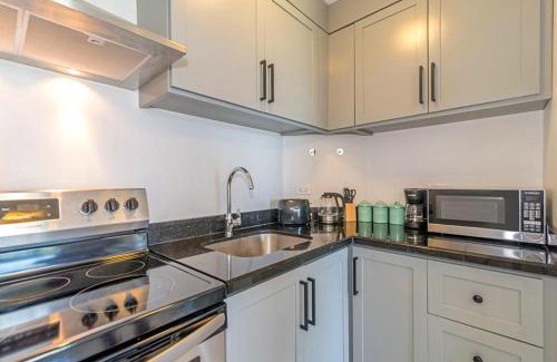St.Bran's Burg Apartment | Marriott SeaCastles B30 Rooftop Penthouse