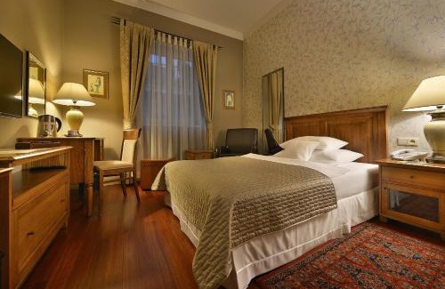 Old Town Hotel | Marrol's Boutique Hotel