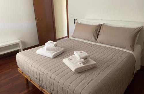 San Donato-San Vitale Apartment | Mattei13