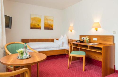 Mahringen Hotel | Mayers Waldhorn - zwischen Reutlingen und Tübingen