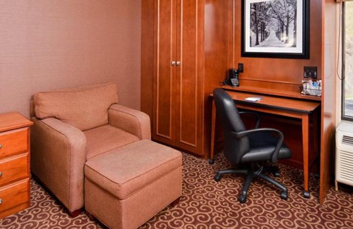Ross Township Hotel | McKnight Hotel
