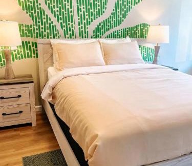 Townsend Hotel | Meadow Room At The Trailblazer Unit 4