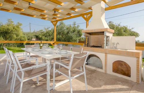 Kalpaki Apartment | Melograno IV with 5 bedrooms and 4.5 bathrooms
